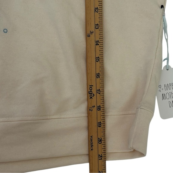 Rae‎ Dunn NWT Women’s Mama Bear and Kids Little Bear Sweatshirt  Sz L - Picture 4 of 7